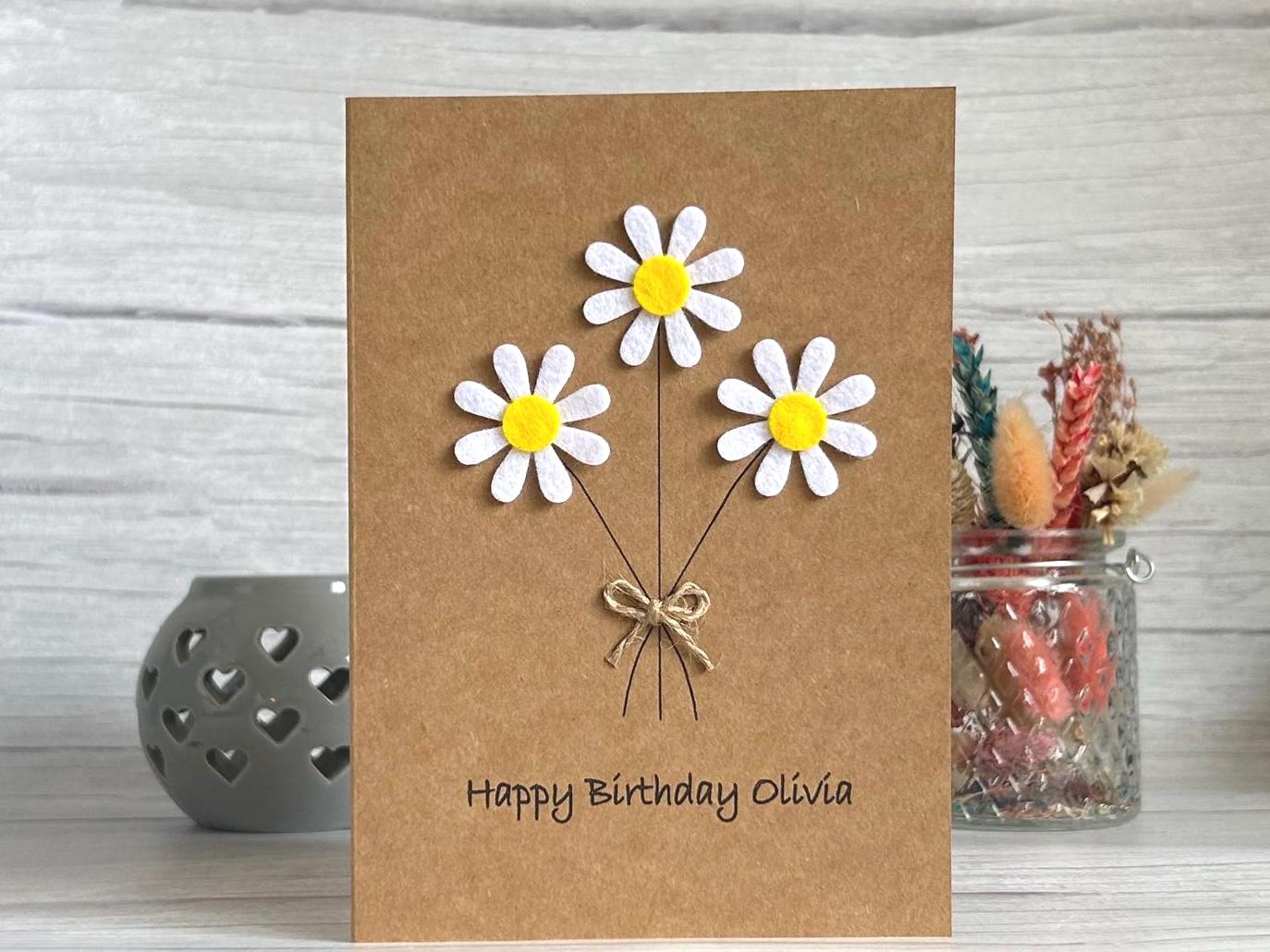 Personalised Felt Daisy Birthday Card, Handmade 3D Flower Card for Mum or Friend, Special Floral Birthday Keepsake with Twine Bow