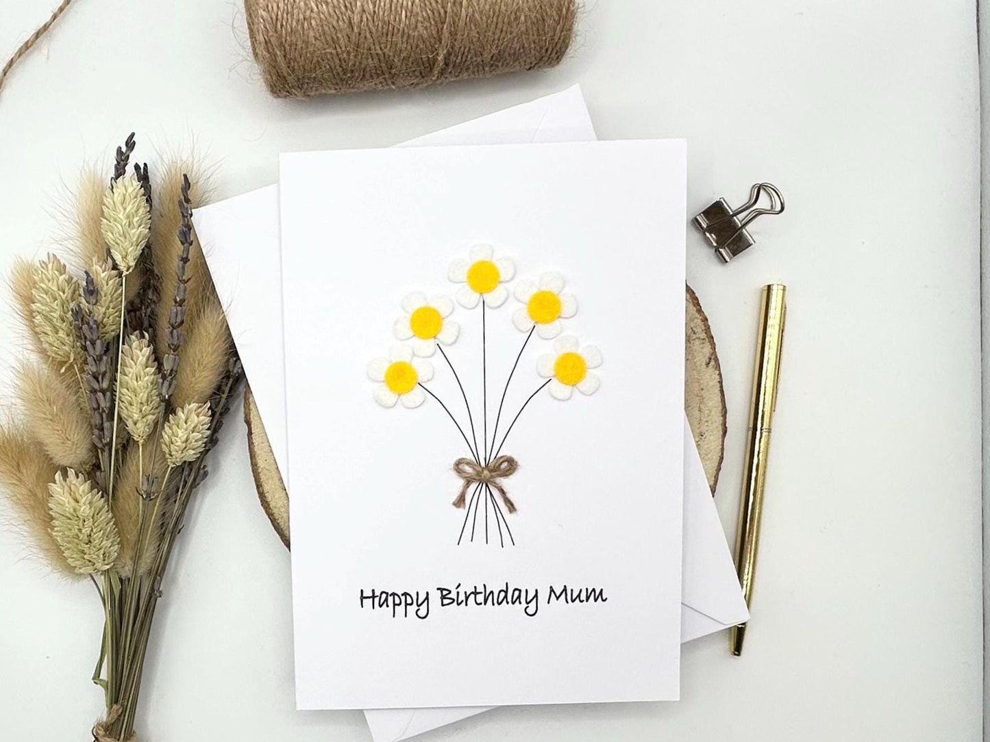 Mum Birthday Card with Daisy Flowers